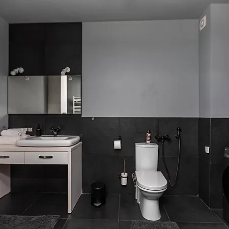 Parklake Apartment *